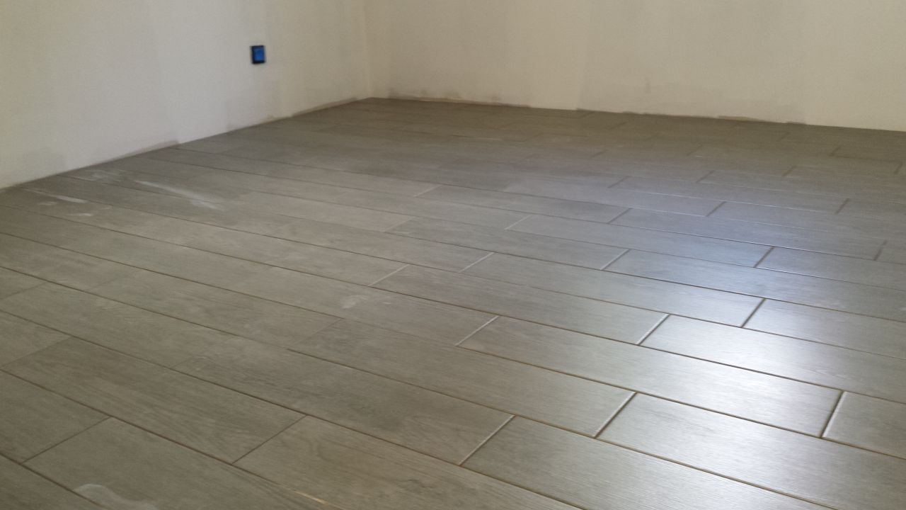Carrelage de la chambre 2