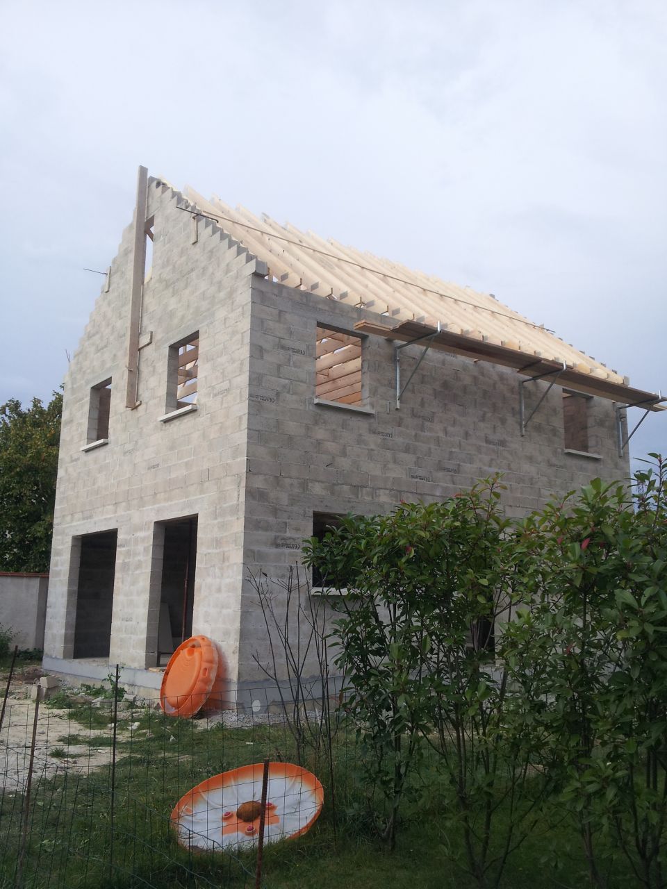 18/09/2014 - Démarrage des travaux de couverture