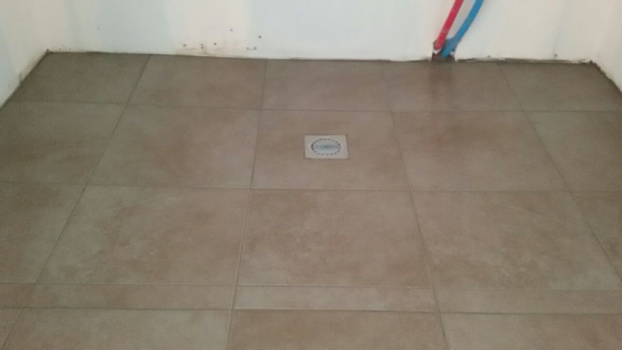 Douche a l'italienne