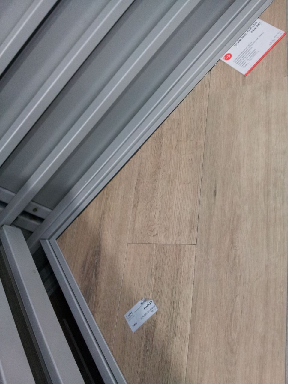 Carrelage imitation parquet EMIL CERAMICA Modèle Fusion couleur KOA Beige