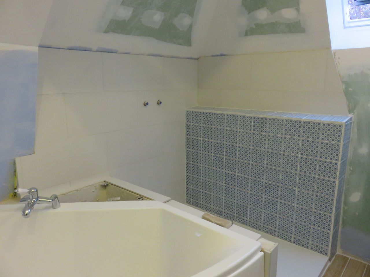 Carrelage salle de bain �tage