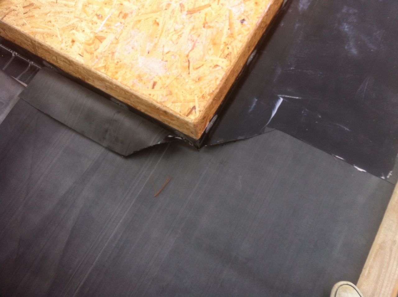 EPDM découpe angle rentrant