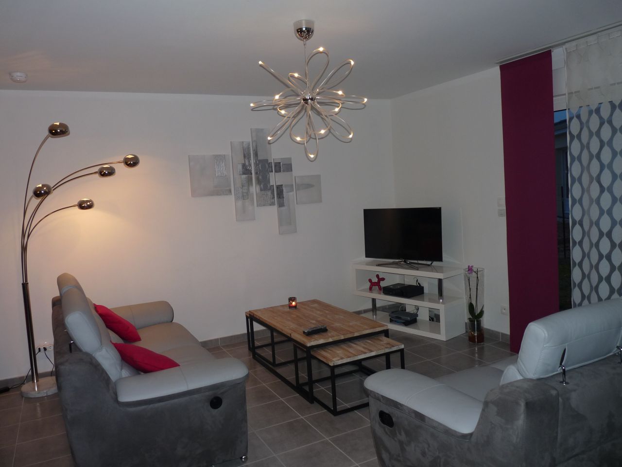 Nouvelle table, nouveau meuble TV