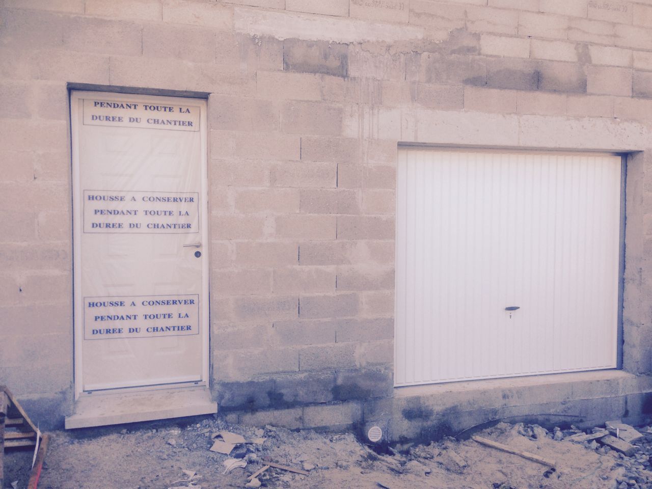 La porte d'entre et du garage