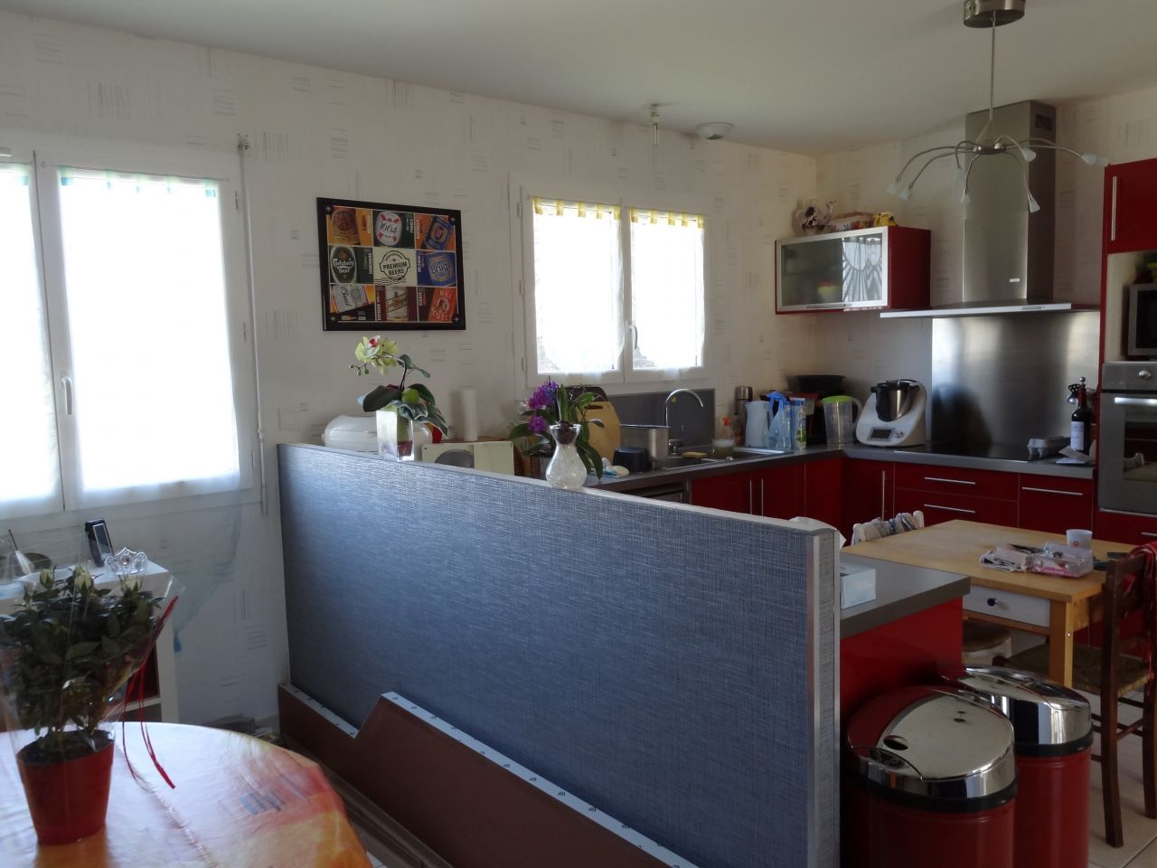 muret de sparation entre cuisine et salle  manger : AVANT pose plan-bar