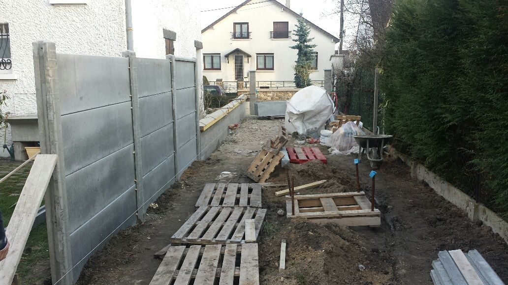 Clôture béton en cours
