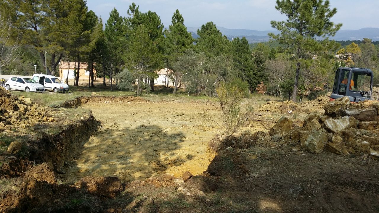 Terrassement de la plateforme de la maison