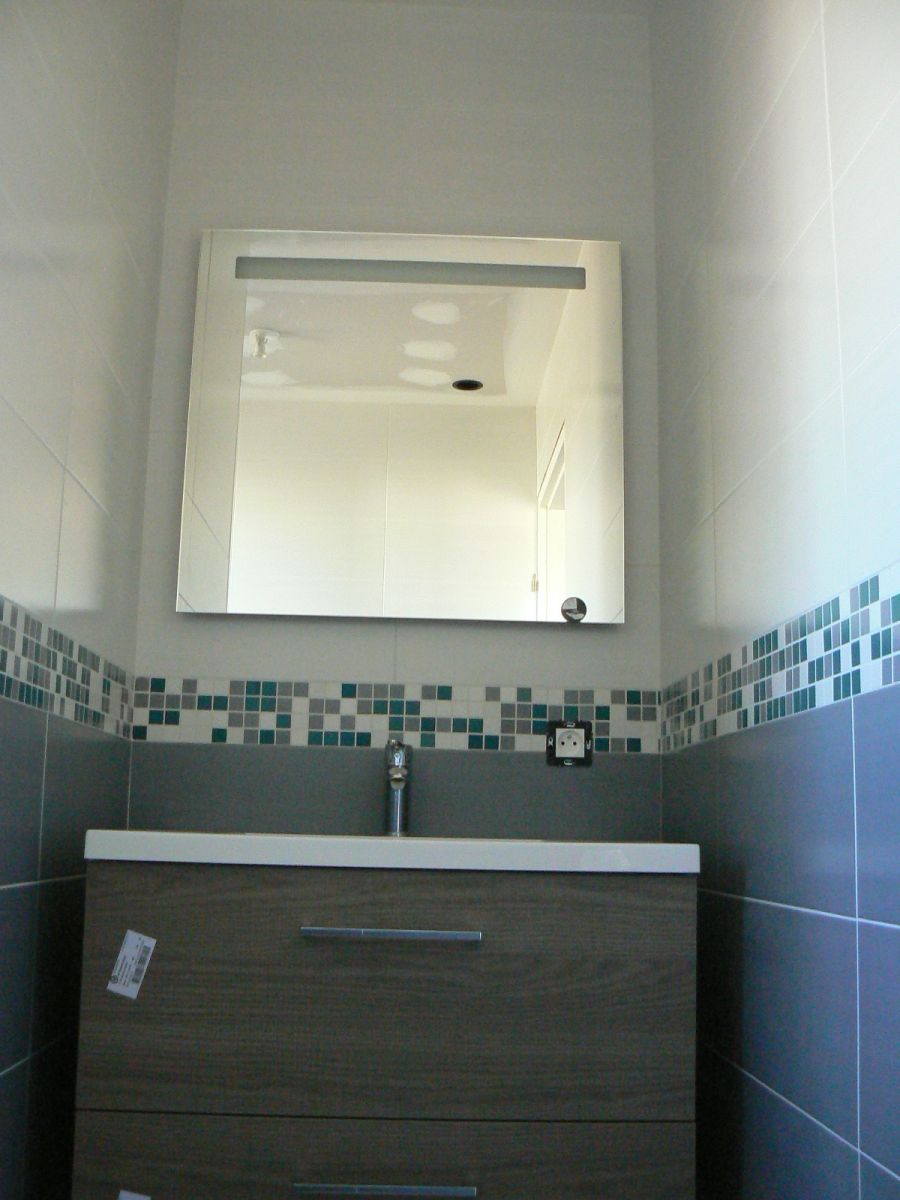 Salle d'eau des enfants à l'étage