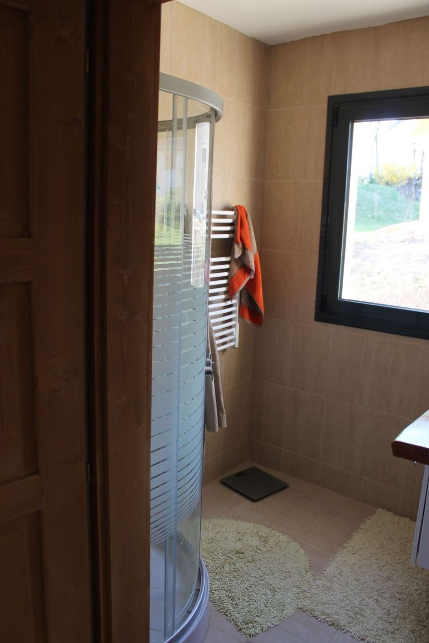 salle de bains rdc