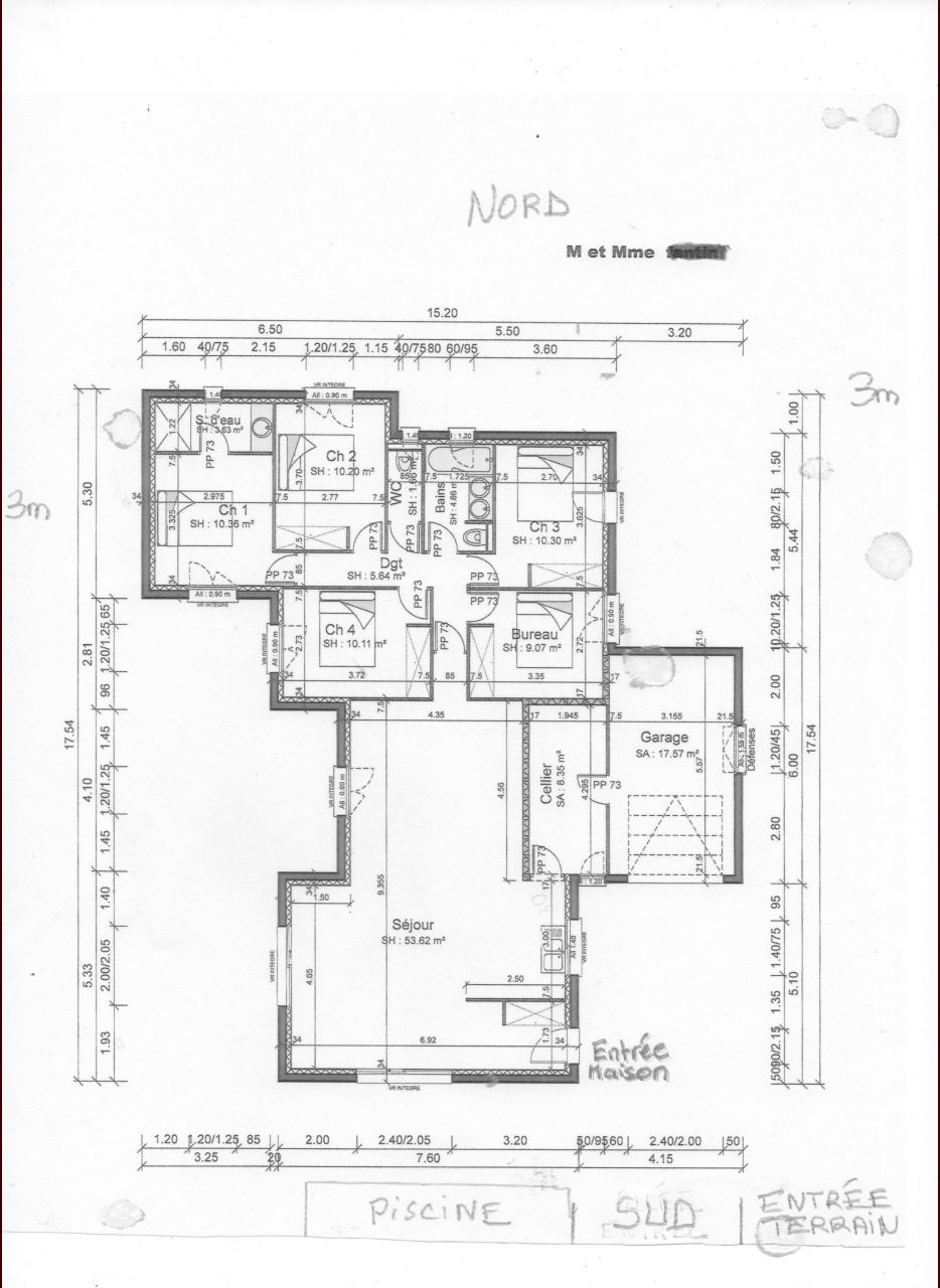 voici le plan de ma maison sur mon terrain de 1200 m2 
<br />
22 m de largeur dont 3 de chaque cotÃ©
<br />
qu' en pensez vous ?