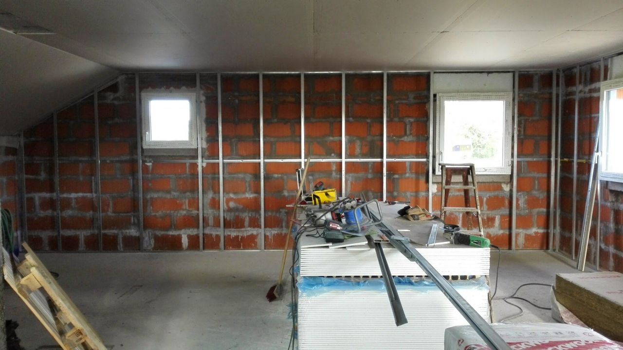 Rails pour doublage des murs