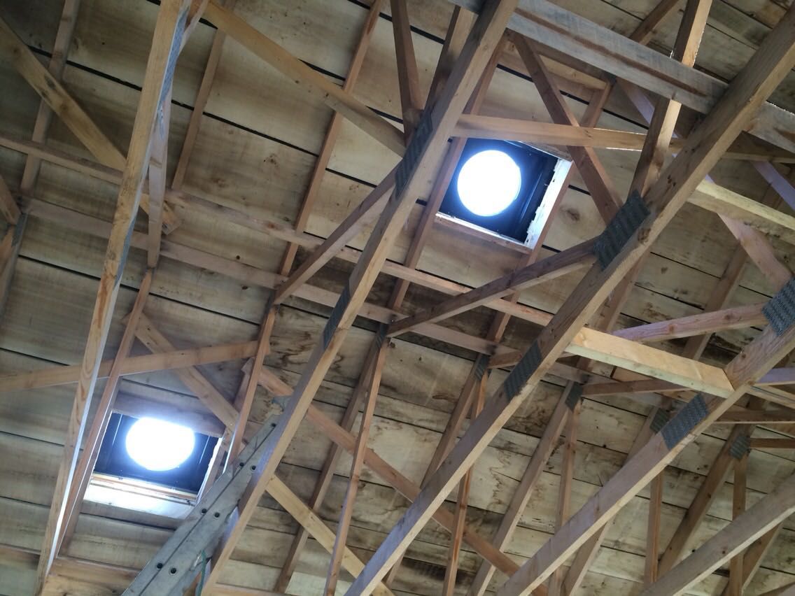 Puits de lumiere salle d'eau et couloir