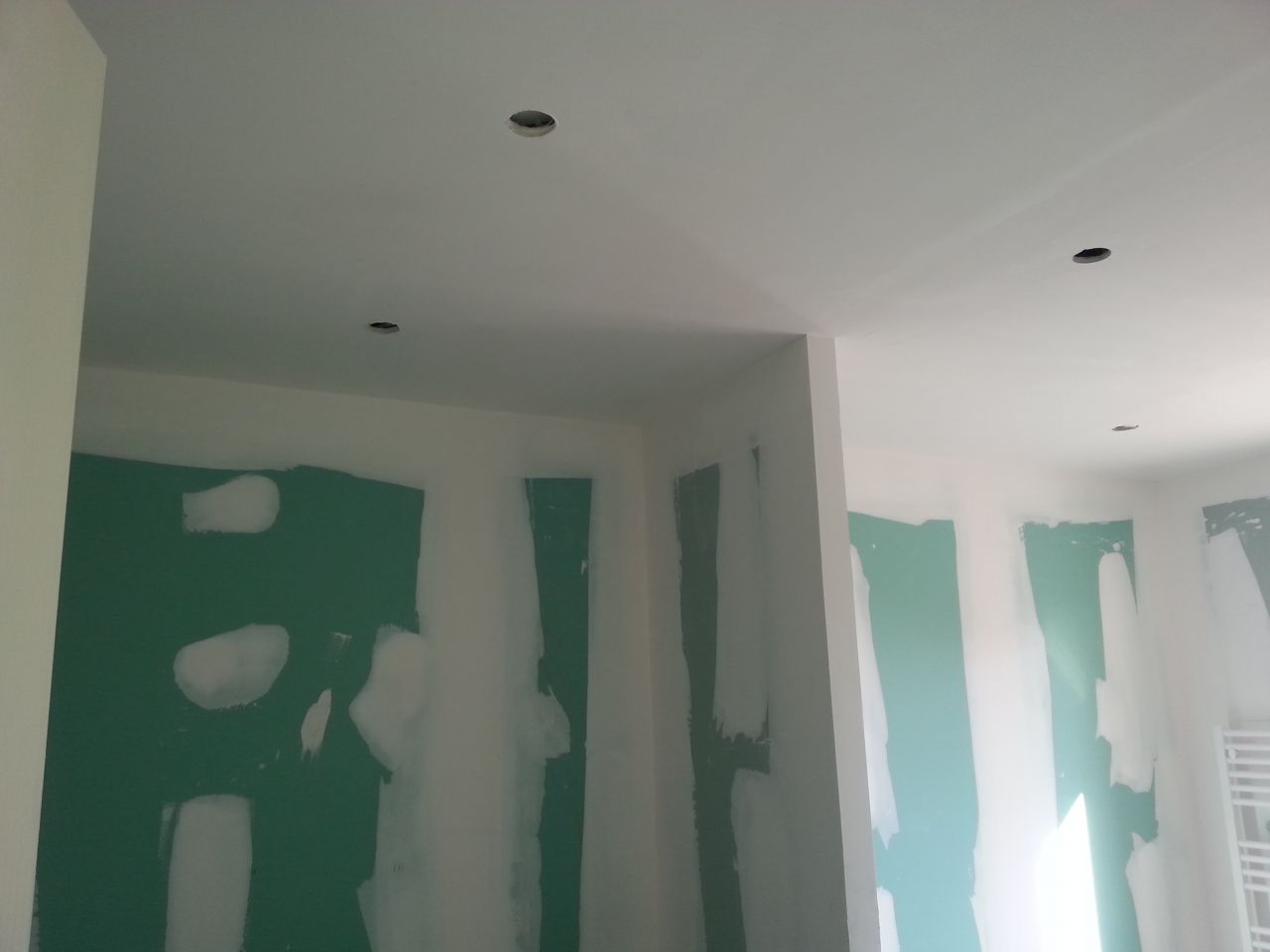 position des spots de la salle de bain