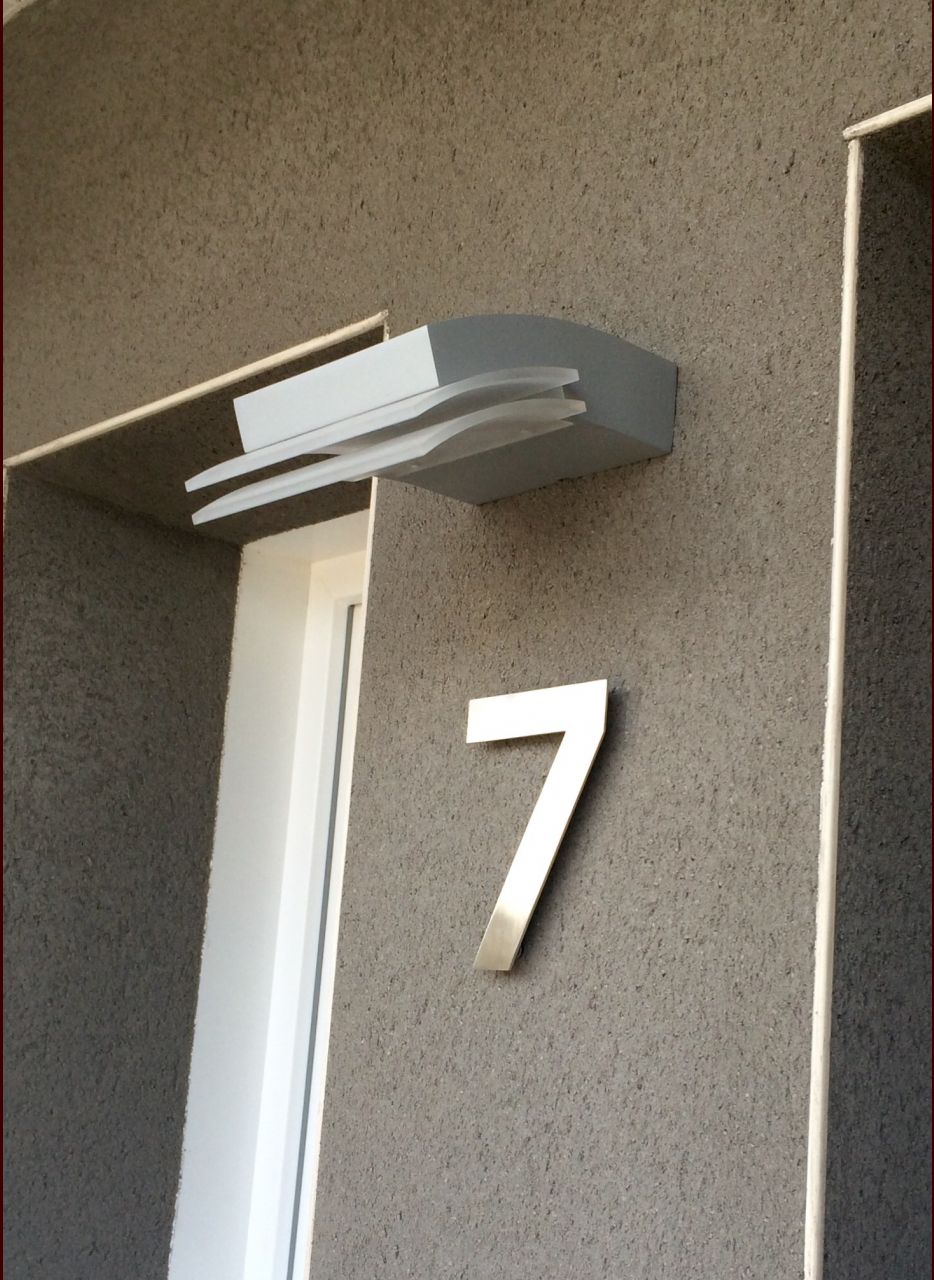 Lumière de l'entrée .