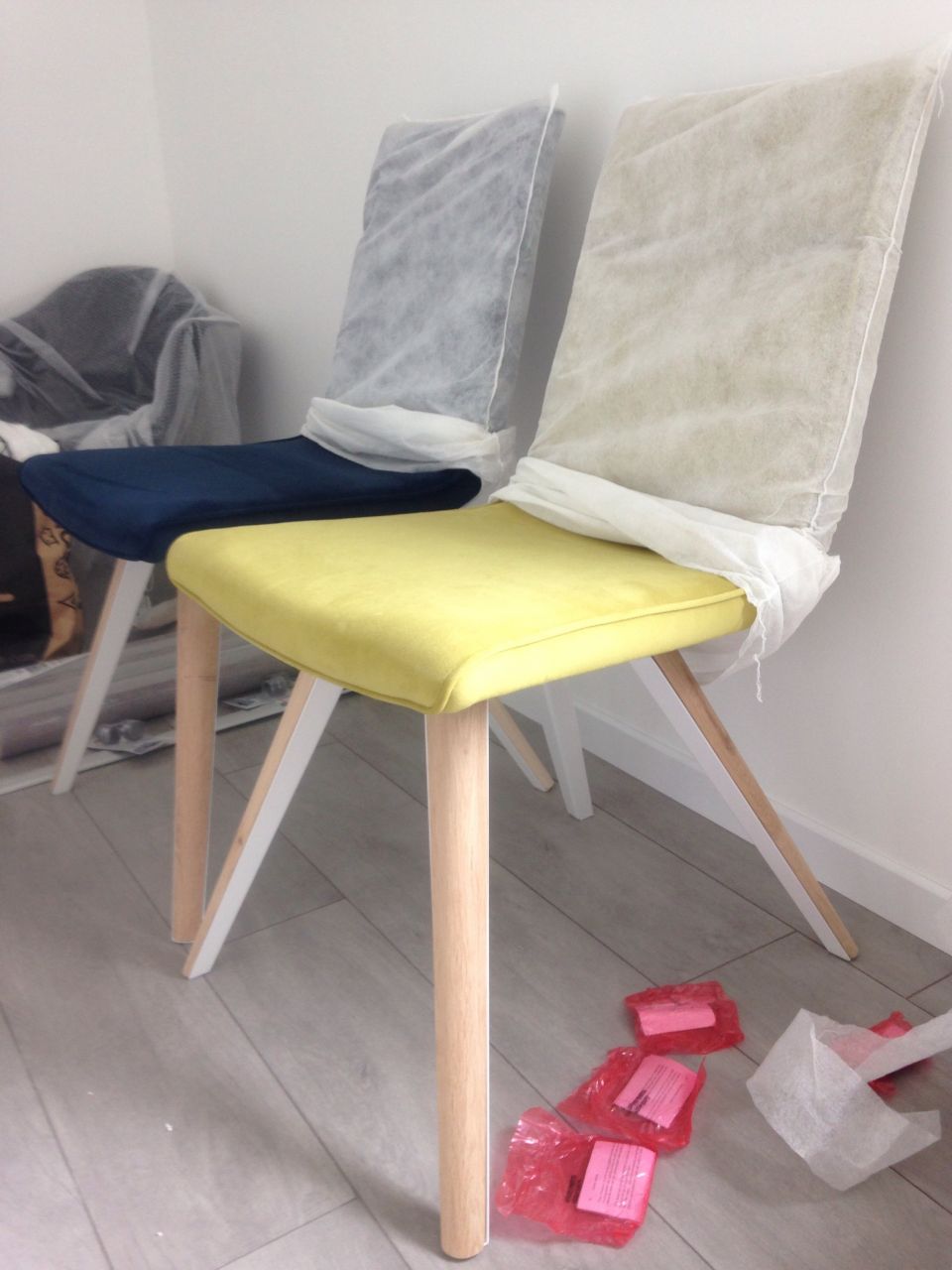 Chaise de SAM reues. Elles viennent de chez XOOON