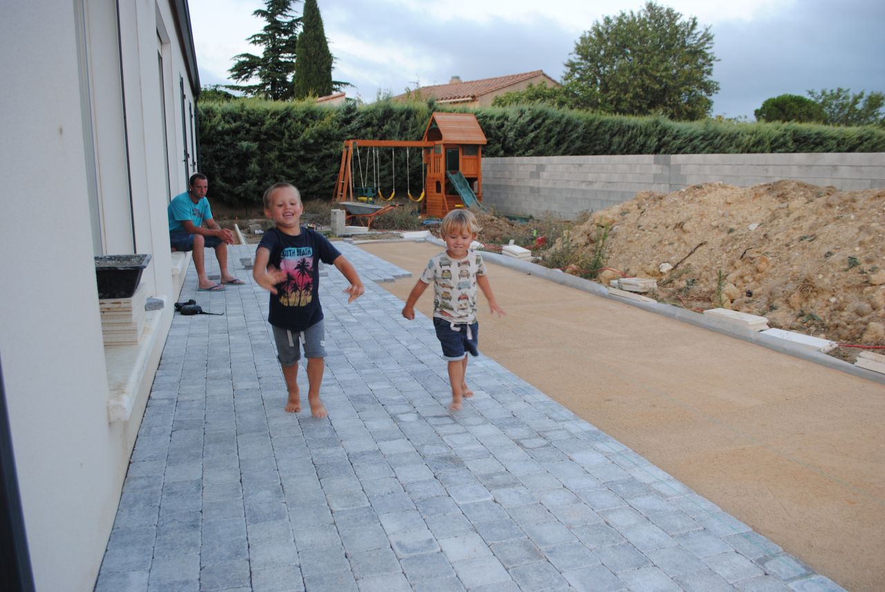 Grande terrasse en cours de pose
