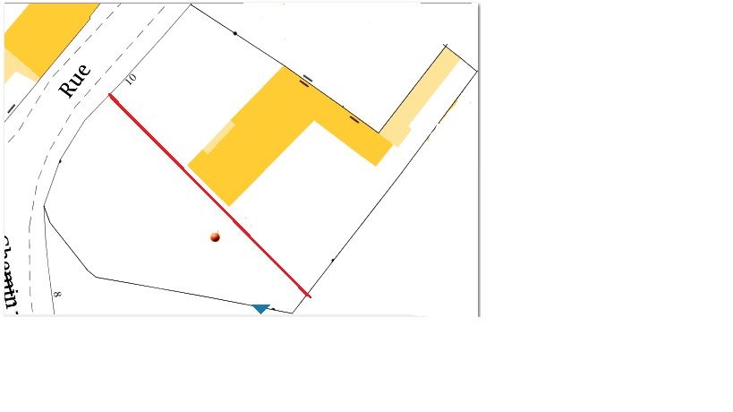 Voici le projet de division 
<br />
La parcelle en jaune est  ma grand mre, elle la garde avec sa maison.
<br />
L'autre serait la notre, environ 500 m 2