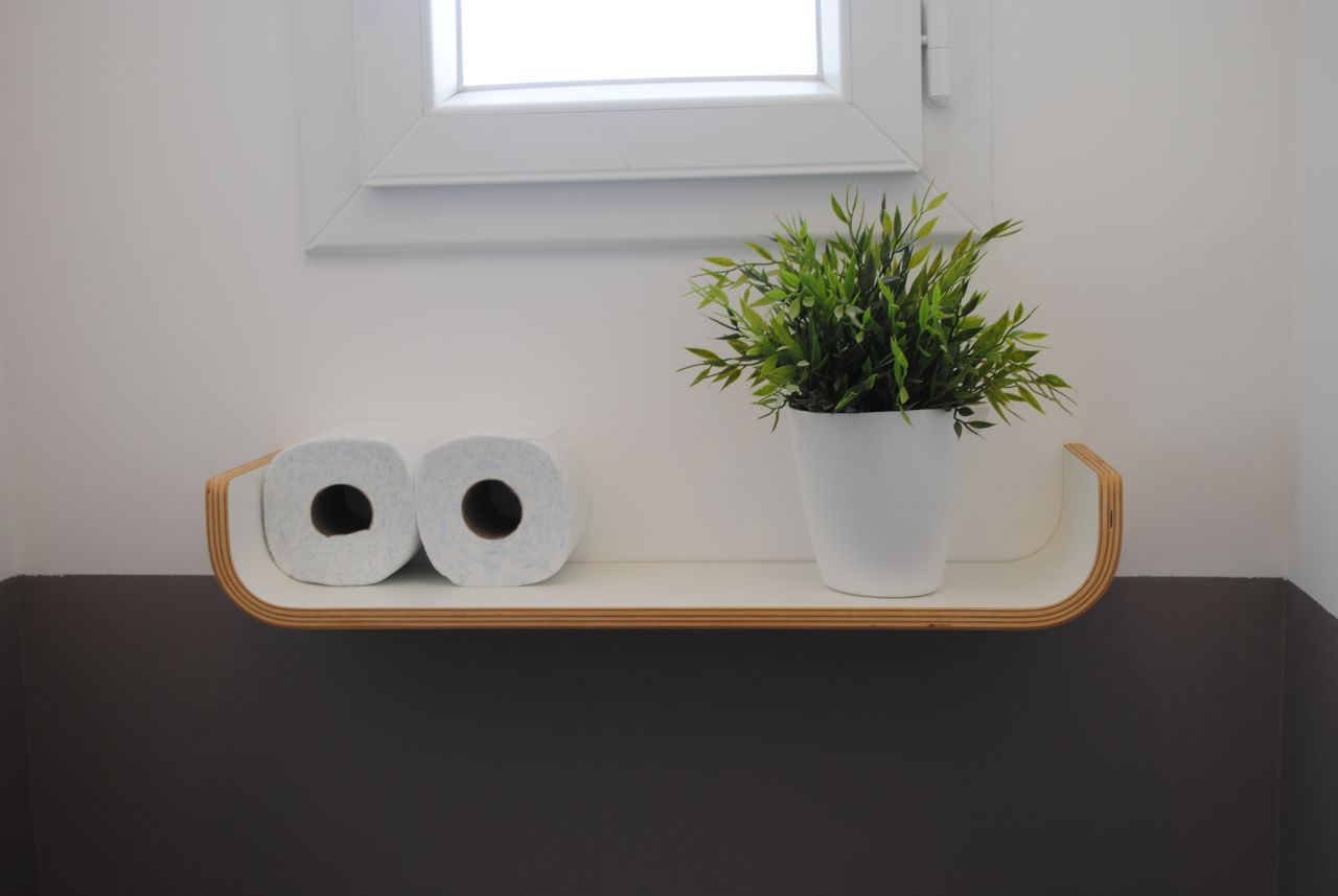 Etagère La Redoute dans les WC de l'entrée