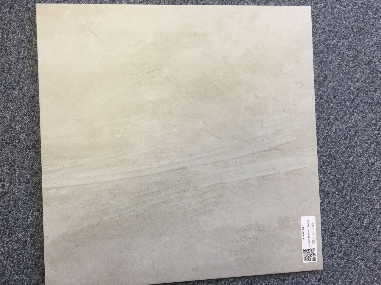 Porcelanosa RODANO CALIZA 45 x 45