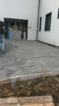 Pose du béton désactivé - suite