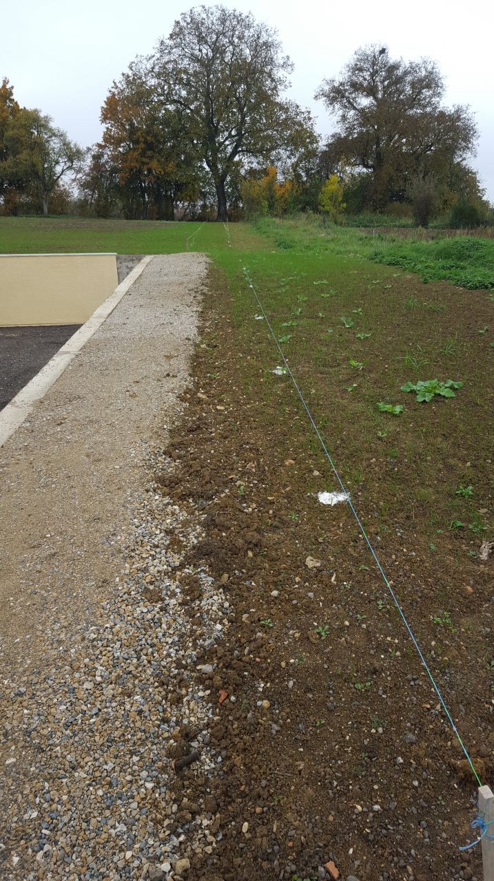 préparation pour pose grillage simple torsion et haies .