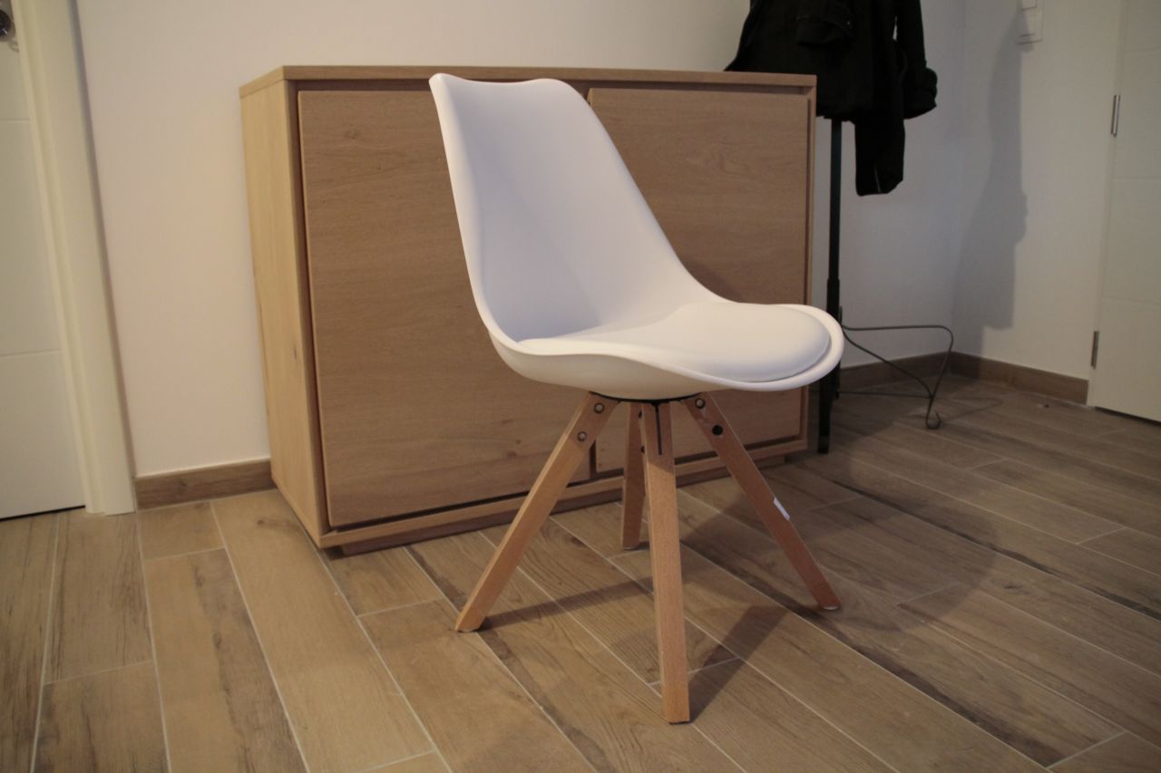 Chaise salle à manger blanc et bois