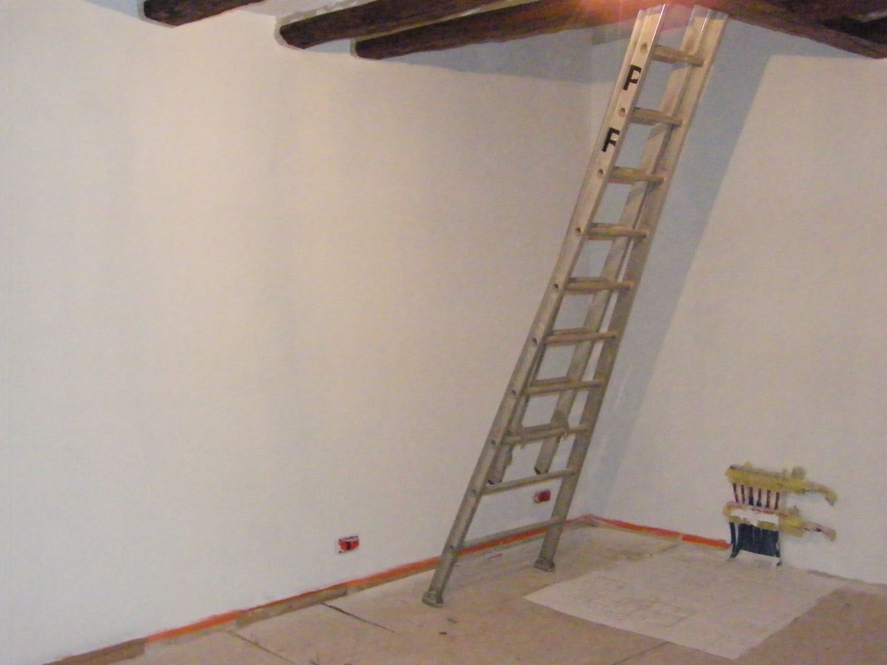 Sous couche dans le salon
