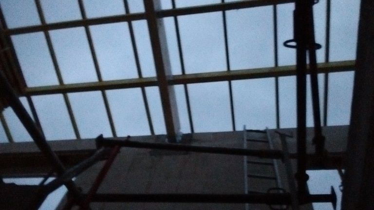 La menuiserie de l'étage avance.