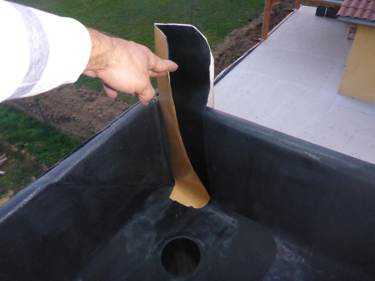 Mise en place d'un formflash en angle / membrane EPDM