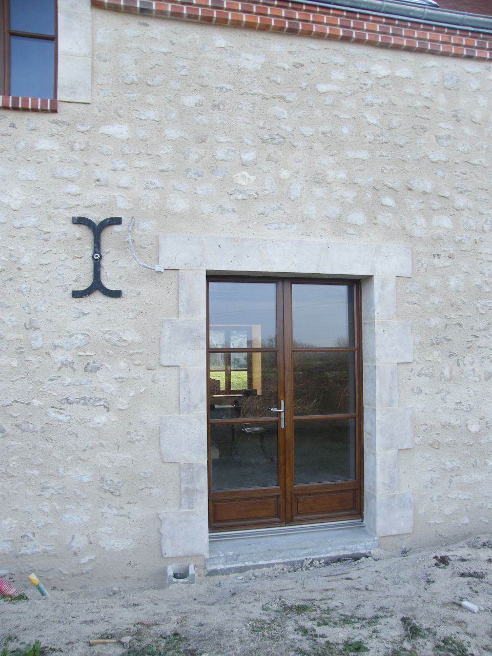 Porte fenêtre.