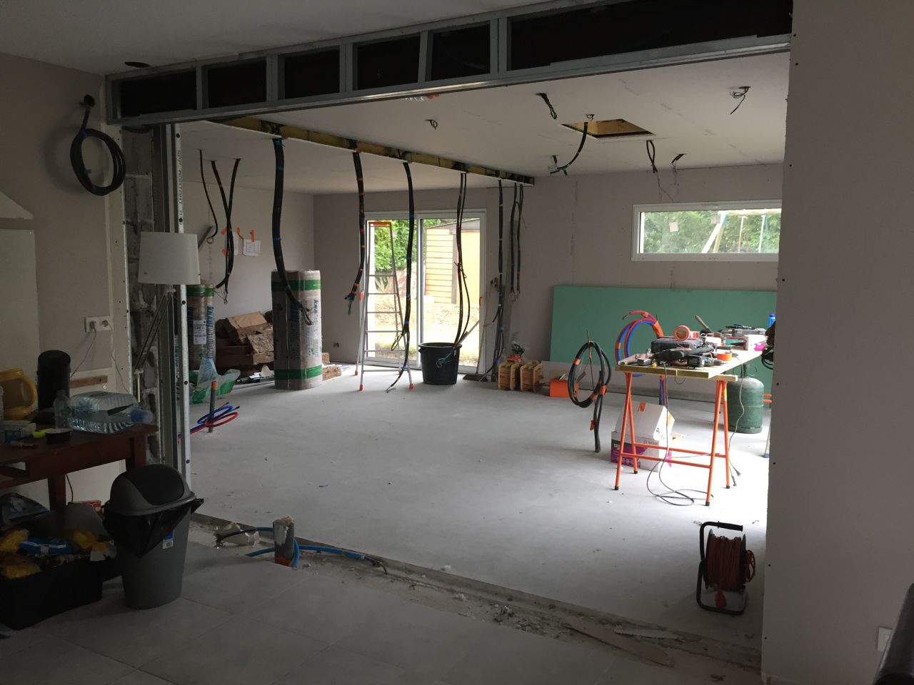 Ouverture entre extension et maison et doublage extension en cours