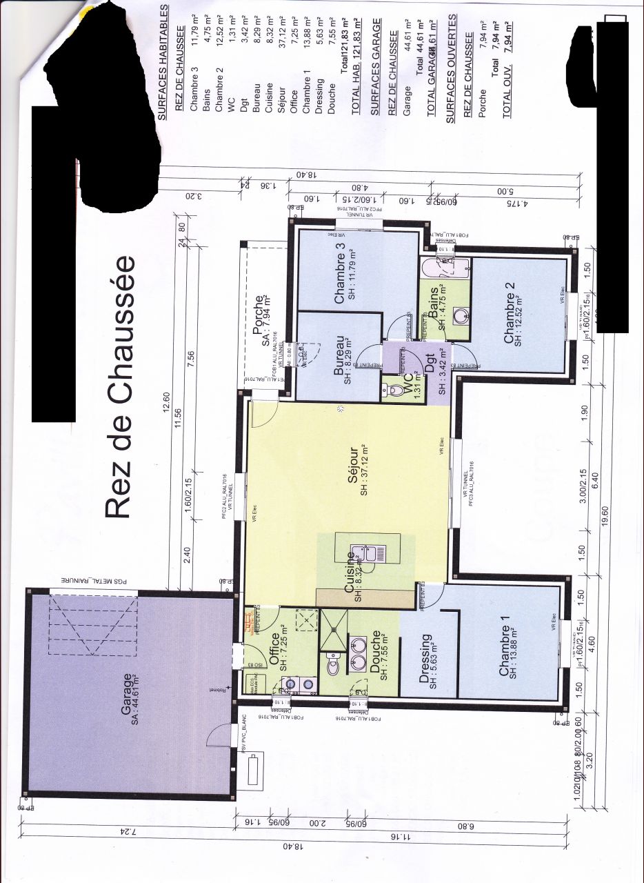 Voici une bauche de notre plan.on souhaiterais avoir vos remarques sur la disposition des pices. coin parents et enfants sparer.
<br />
revoir surtout la cuisine agencement et pourquoi sdb parents avec baingoire.