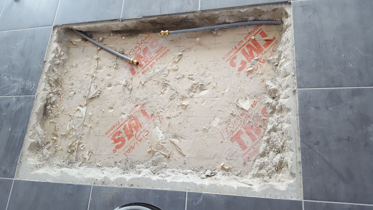 Réparation tube plancher chauffant