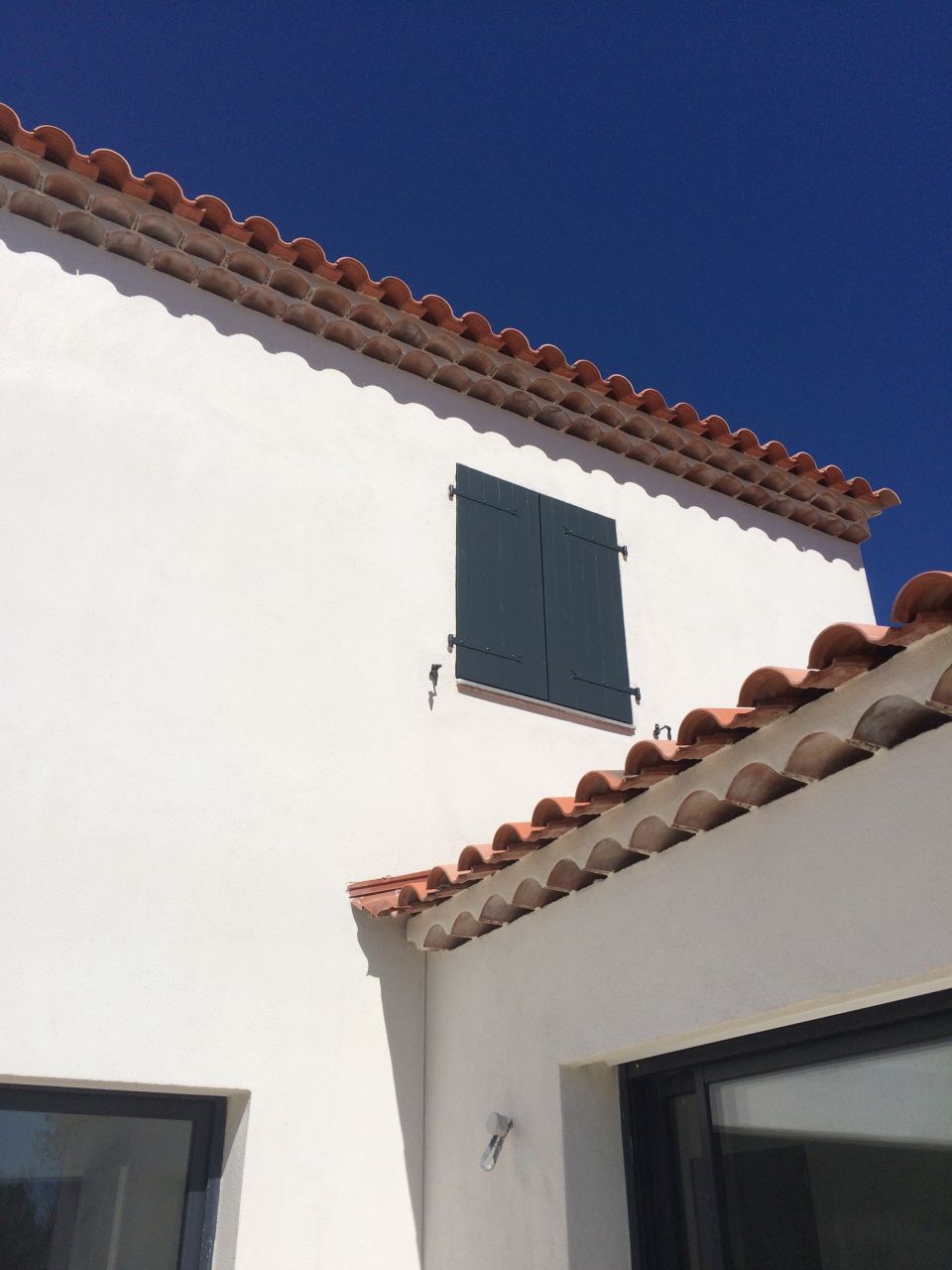 Volets peint en Gris Anthracite RAL 7016