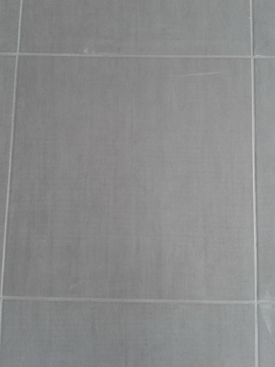 Gamme Flair anthracite avec joint Mapei 713