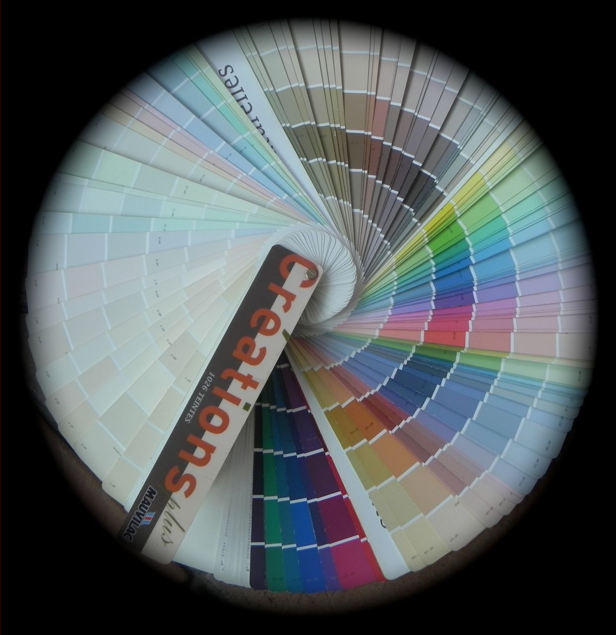 Nuancier pour choisir le coloris des façades