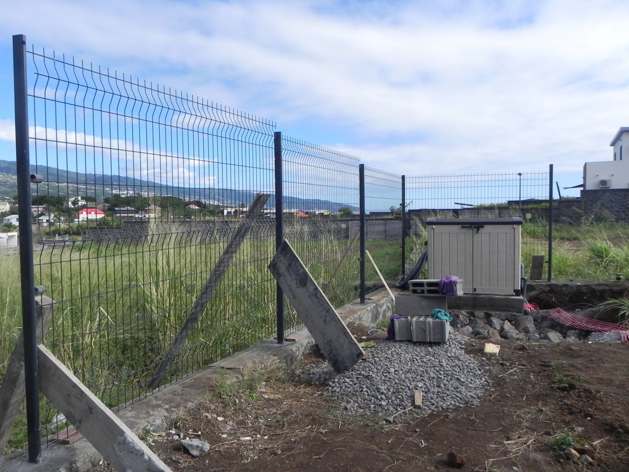 Début de clôture