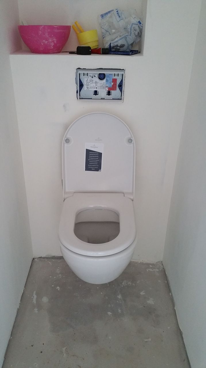 Toilette pré-installé