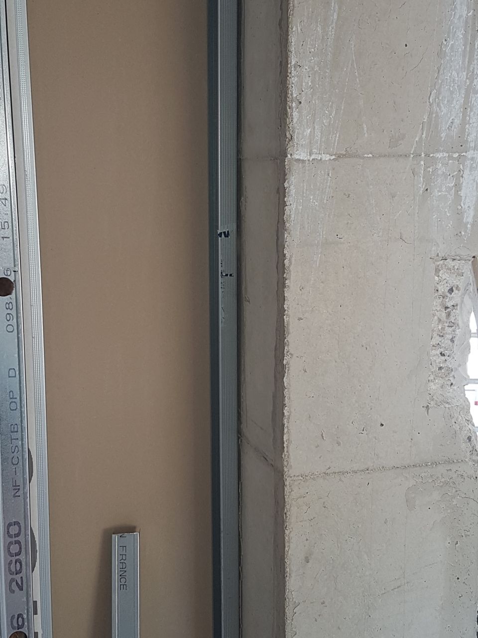 Petite "niche" à l'entrée
