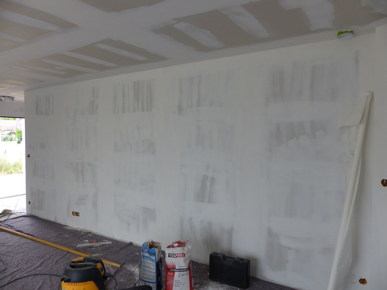 Ratissage des murs