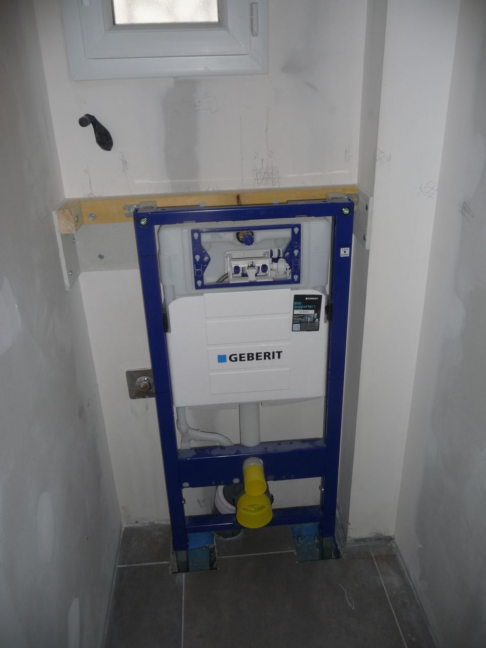 WC suspendus