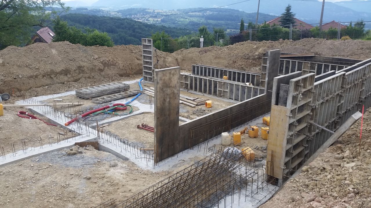 Elevation des murs de soubassement / Mur de soutnement 1