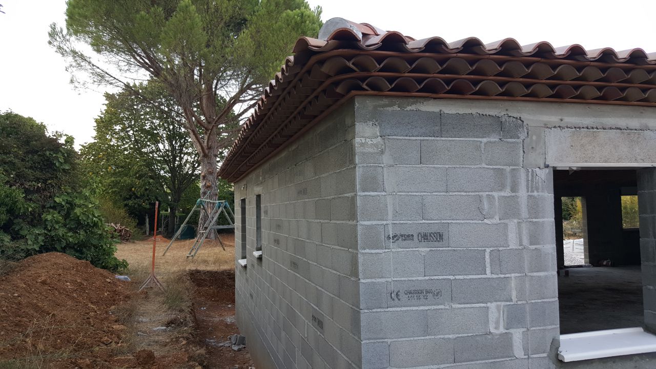 Toiture angle sud ouest