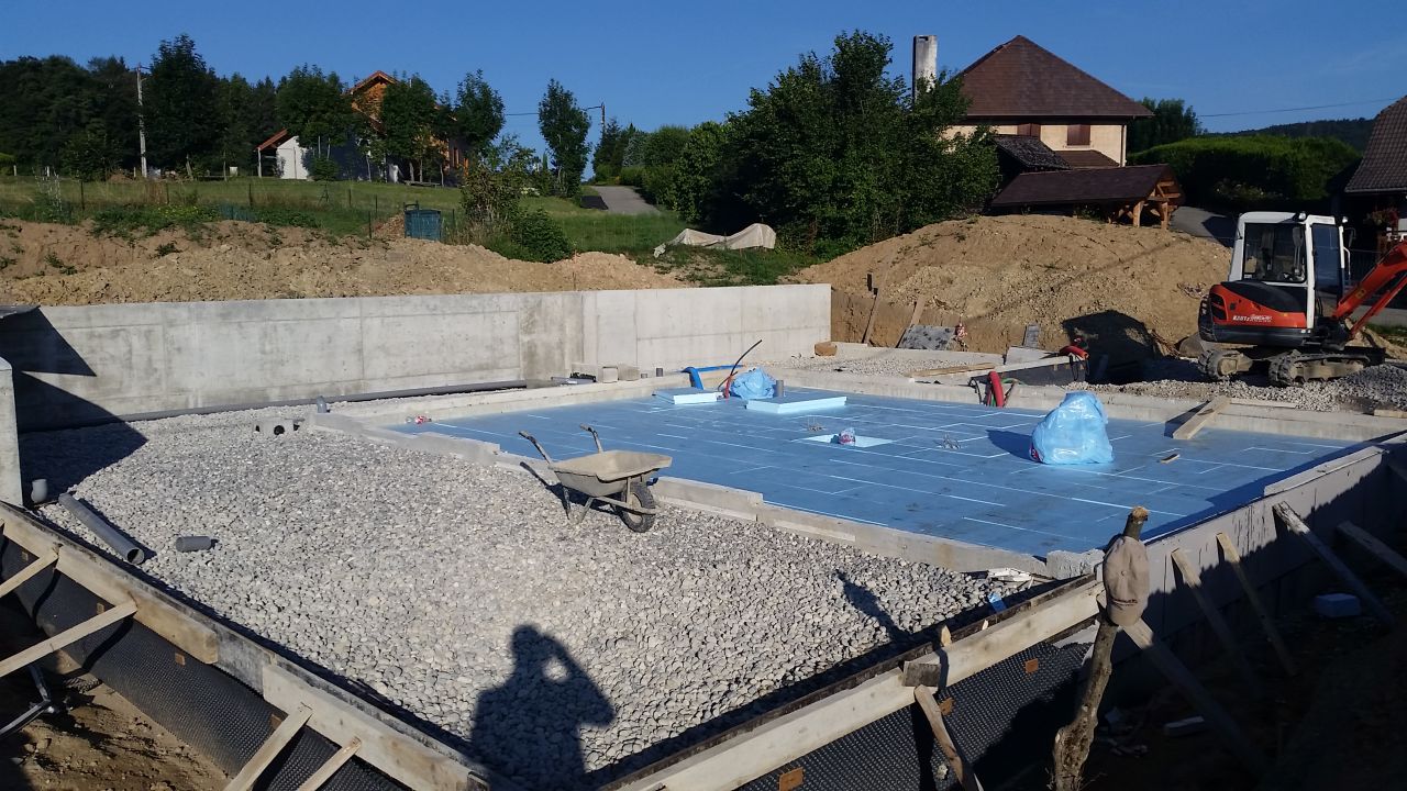 installation de l'isolant de type polystyrne extrud Roofmat sous dallage 9