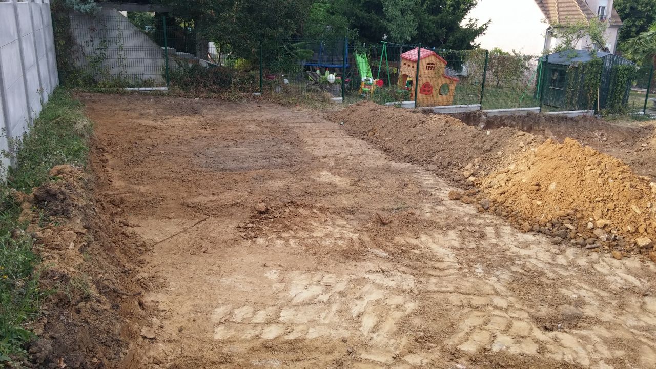 Dcaissement du futur jardin