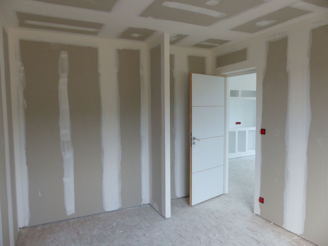 Cloisons finies des chambres de l'étage