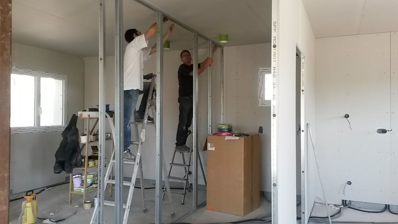 début des cloisons