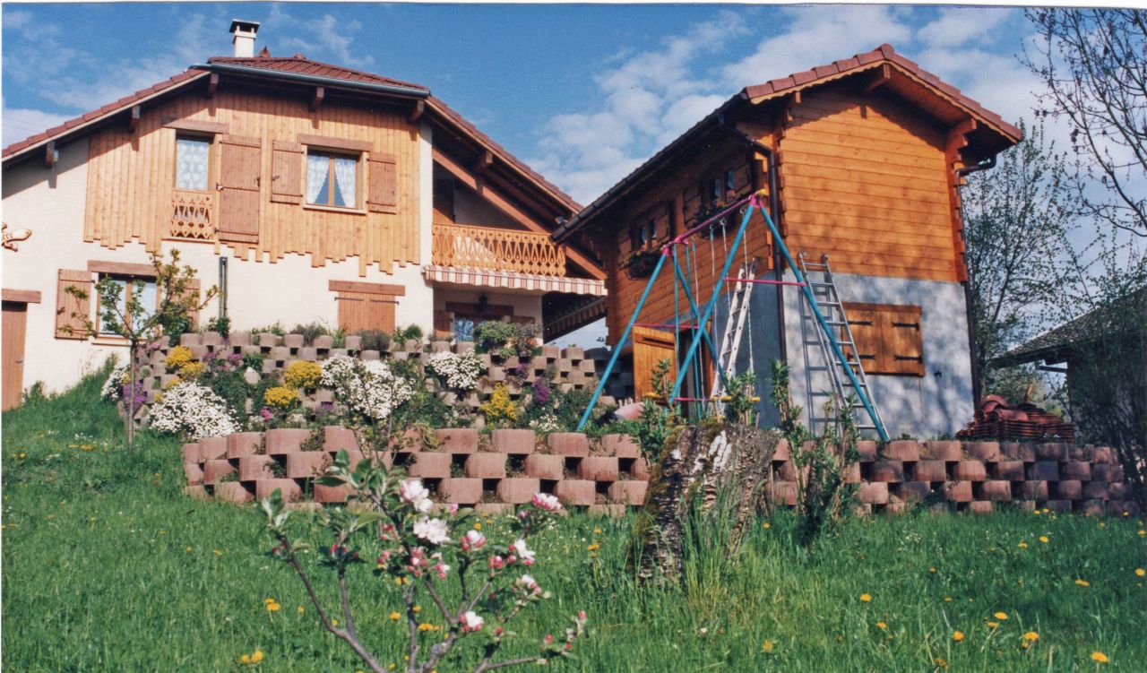 Murs de soutènement et abri de jardin