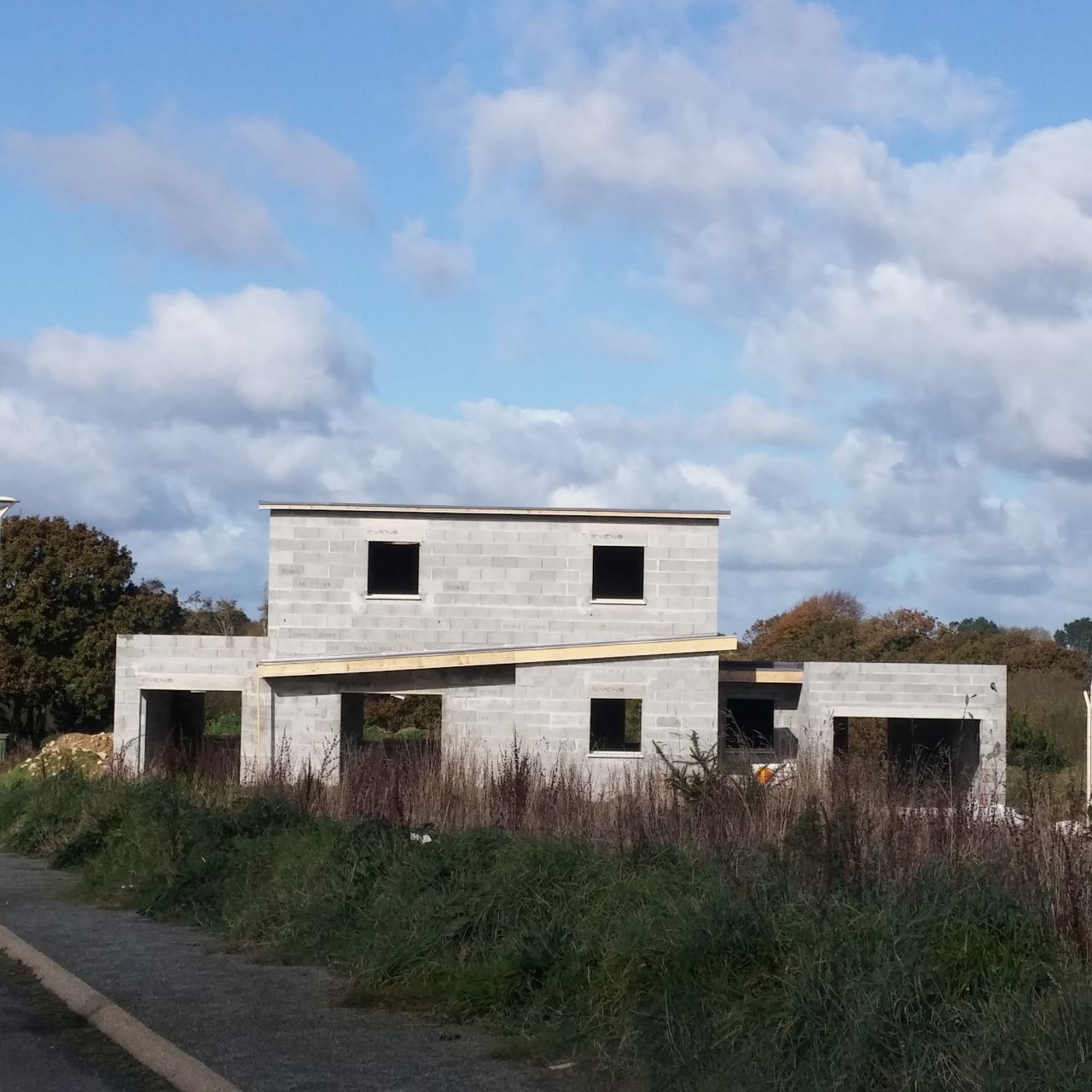 Vue d'ensemble de notre maison avant la pose des fentres