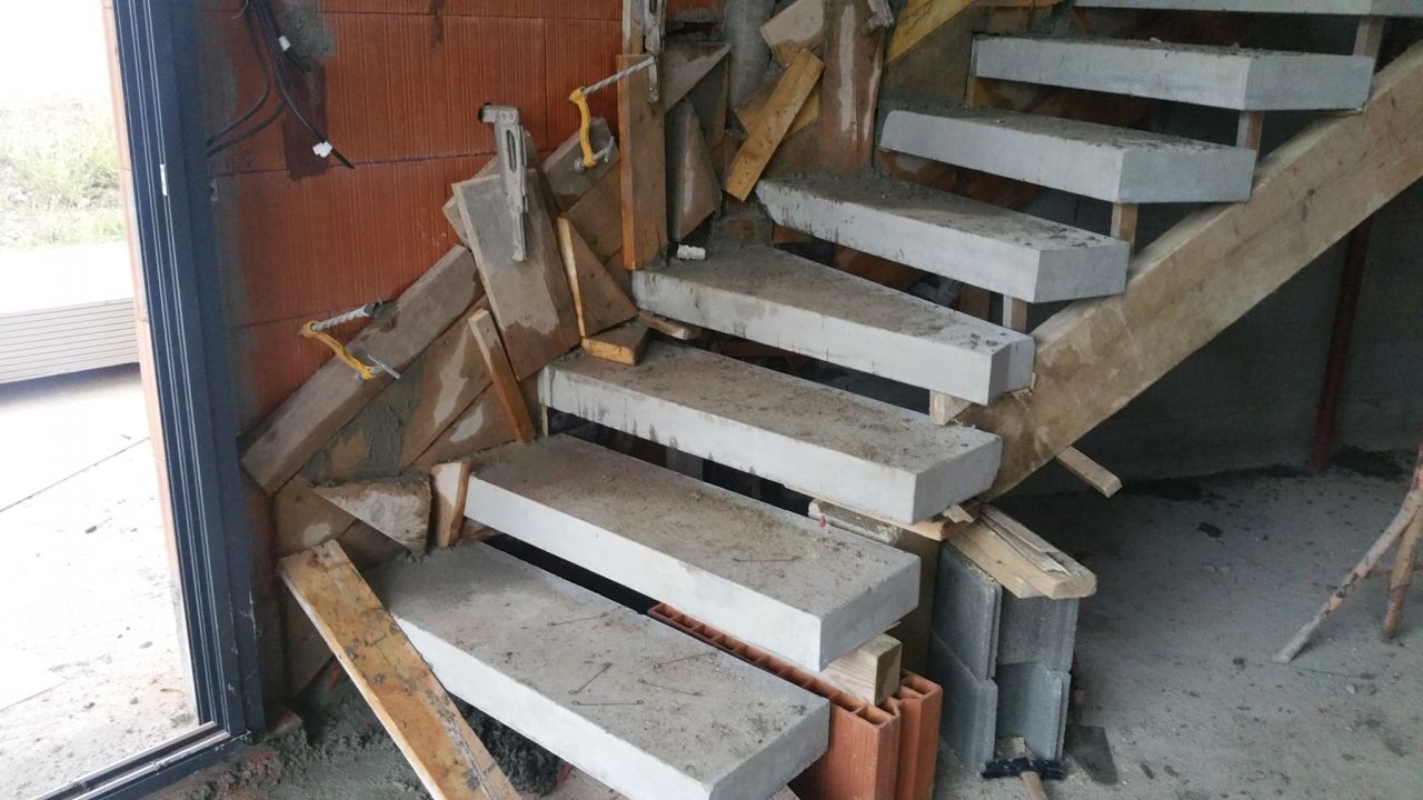 Marches de l'escalier